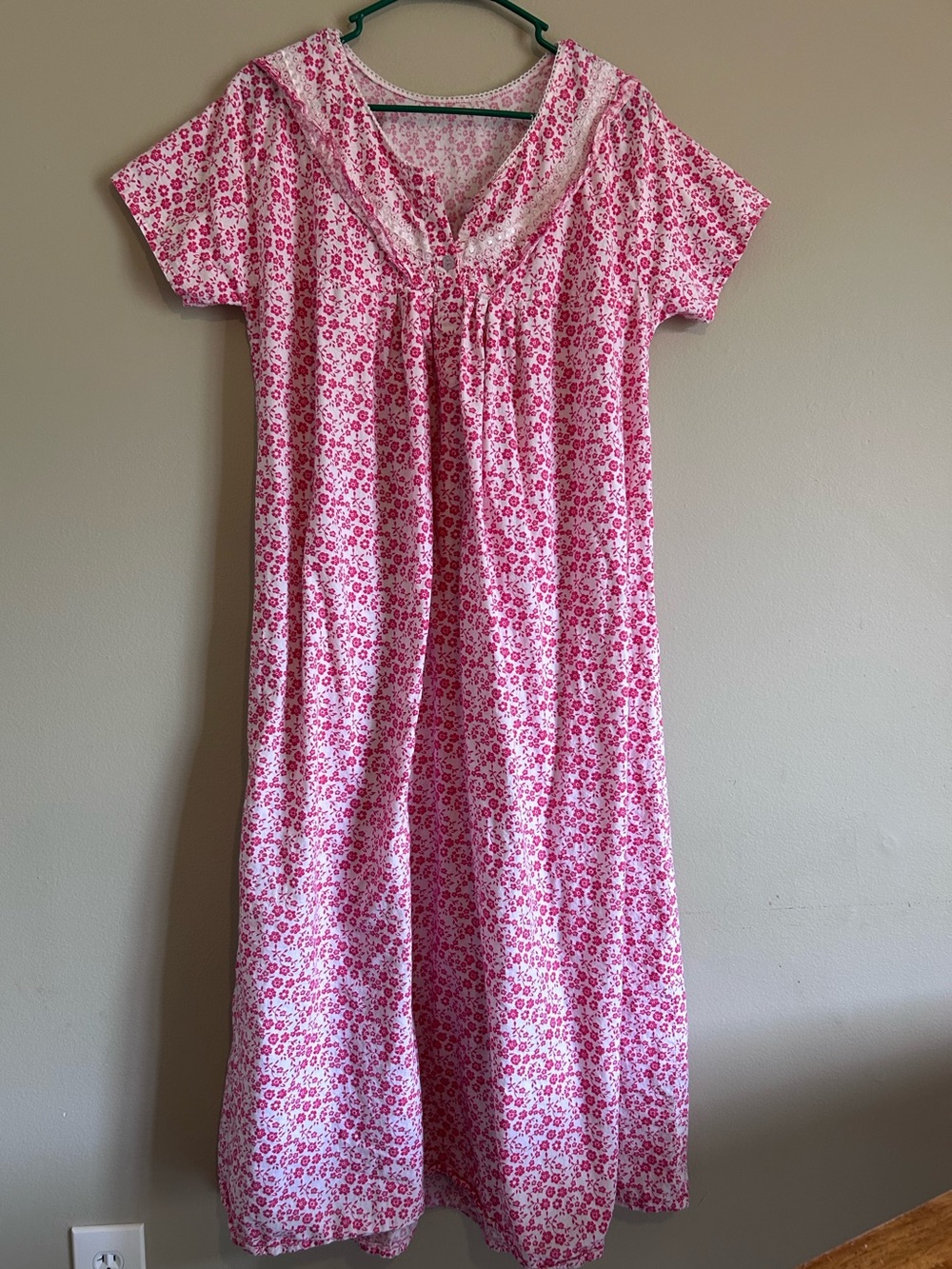 Women's Vintage Nightgown/housedress